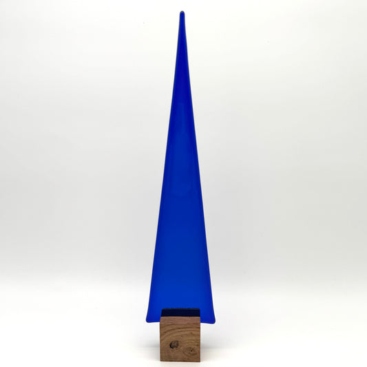 8200 Königsblauer Glasbaum auf Eichenholz - ca. 32 cm hoch