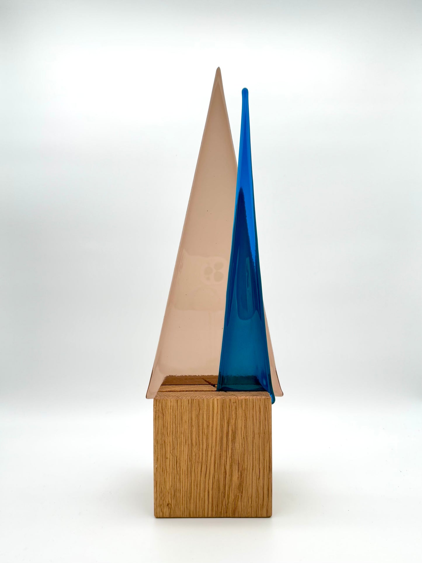 L911 Glasbaum-Duo taube + türkis auf Eiche - 38 cm hoch, 12,5 cm breit